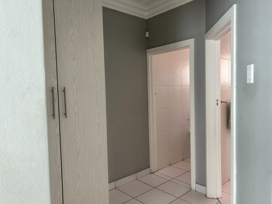 7 Bedroom Property for Sale in Quigney Eastern Cape